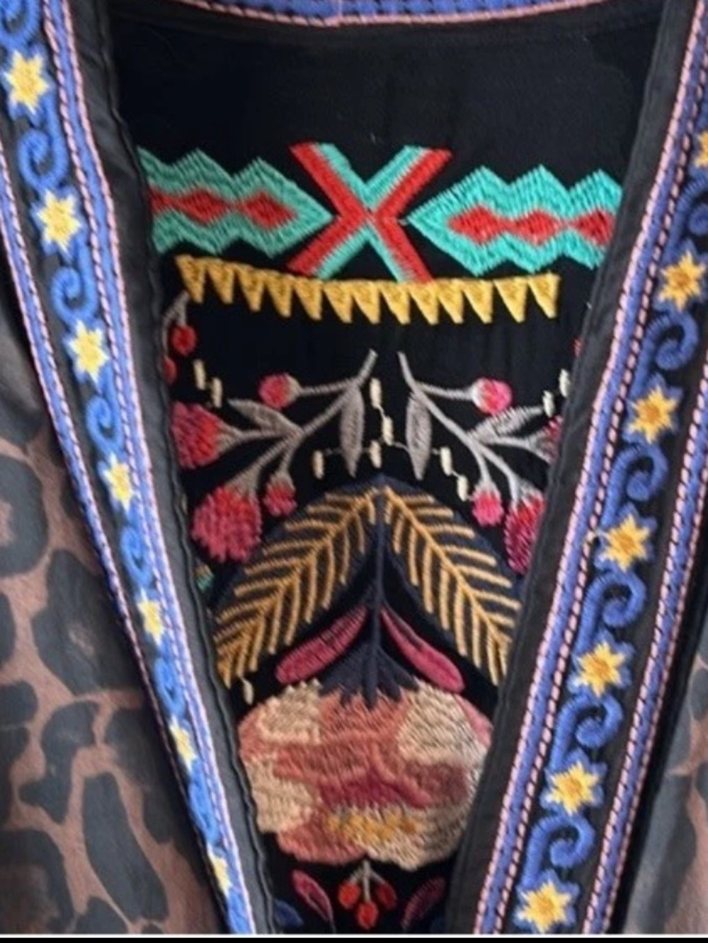 Johnny Was heavily embroidered Elletra Reversible
Kimono NWT RARE - Picture 13 of 14